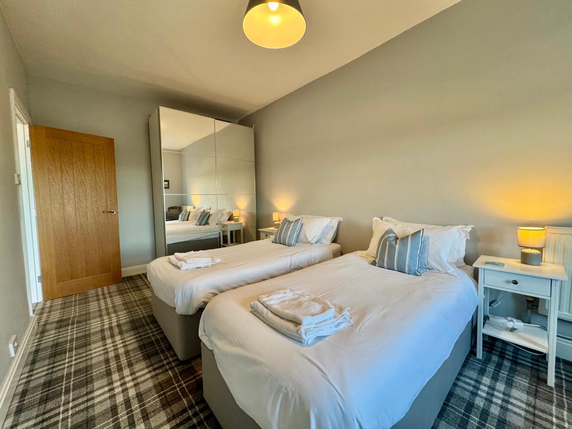 Lagoon View - Sea View- Pet Friendly - 2 Bed Apt - En-Suite ทรีอาร์ดดูร์ ภายนอก รูปภาพ