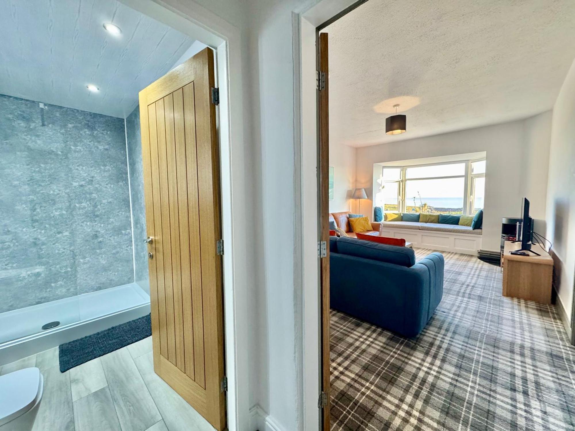 Lagoon View - Sea View- Pet Friendly - 2 Bed Apt - En-Suite ทรีอาร์ดดูร์ ภายนอก รูปภาพ